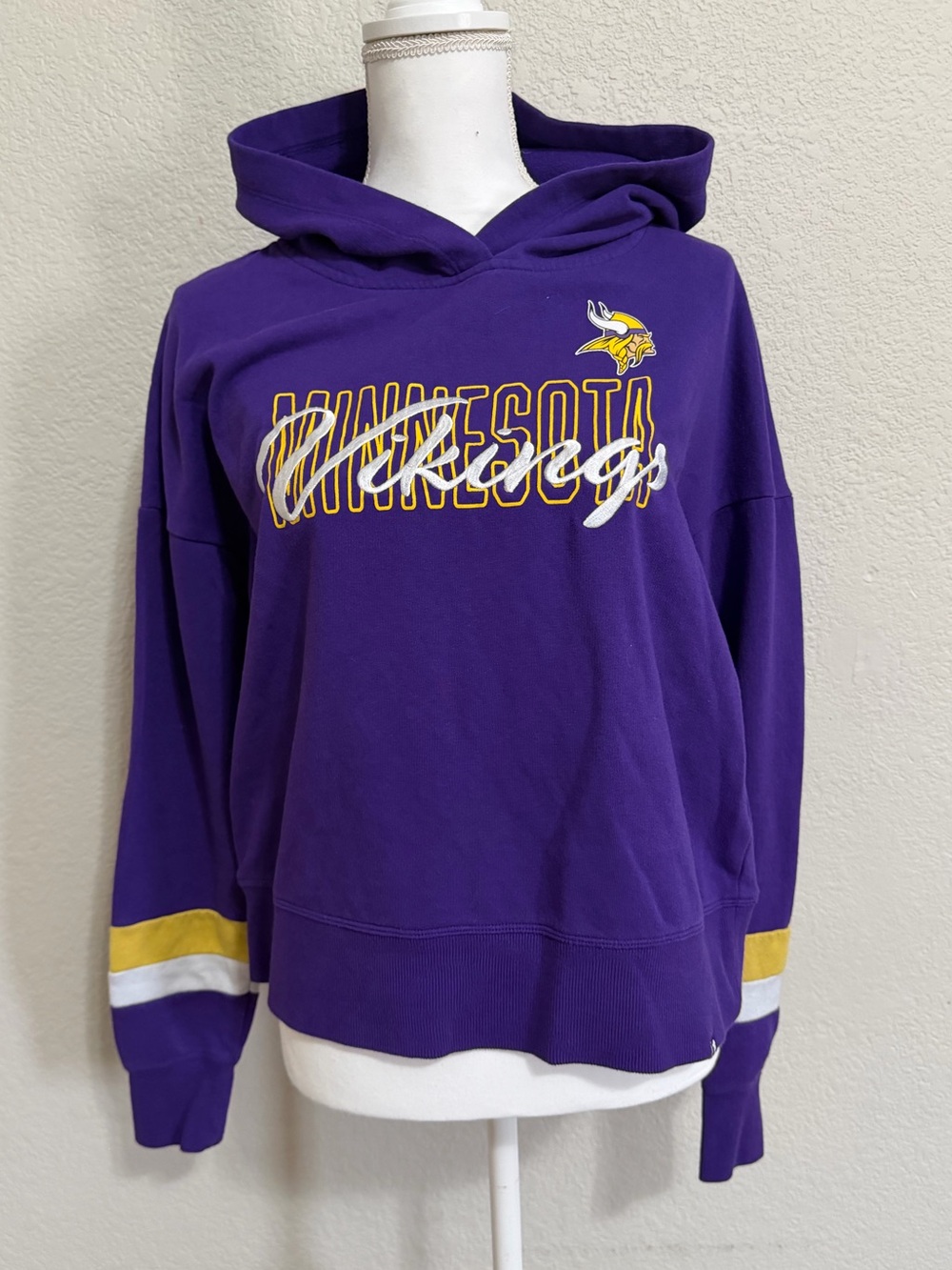 Women’s Minnesota Vikings Purple Hooded Sweatshirt